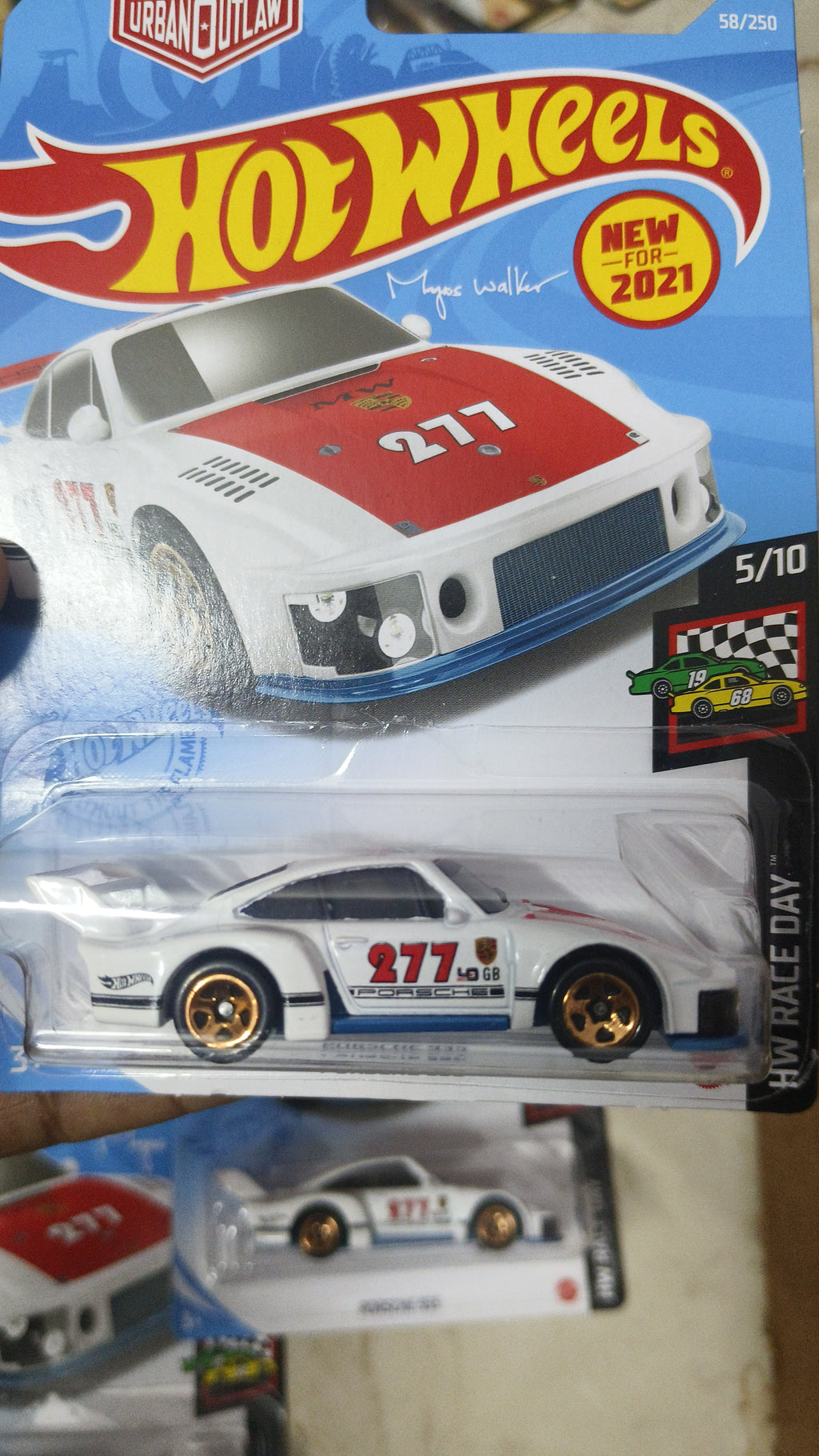 Hot Wheels Porsche 935 Blue Base US Card - Harla Hotwheels Diecast 
