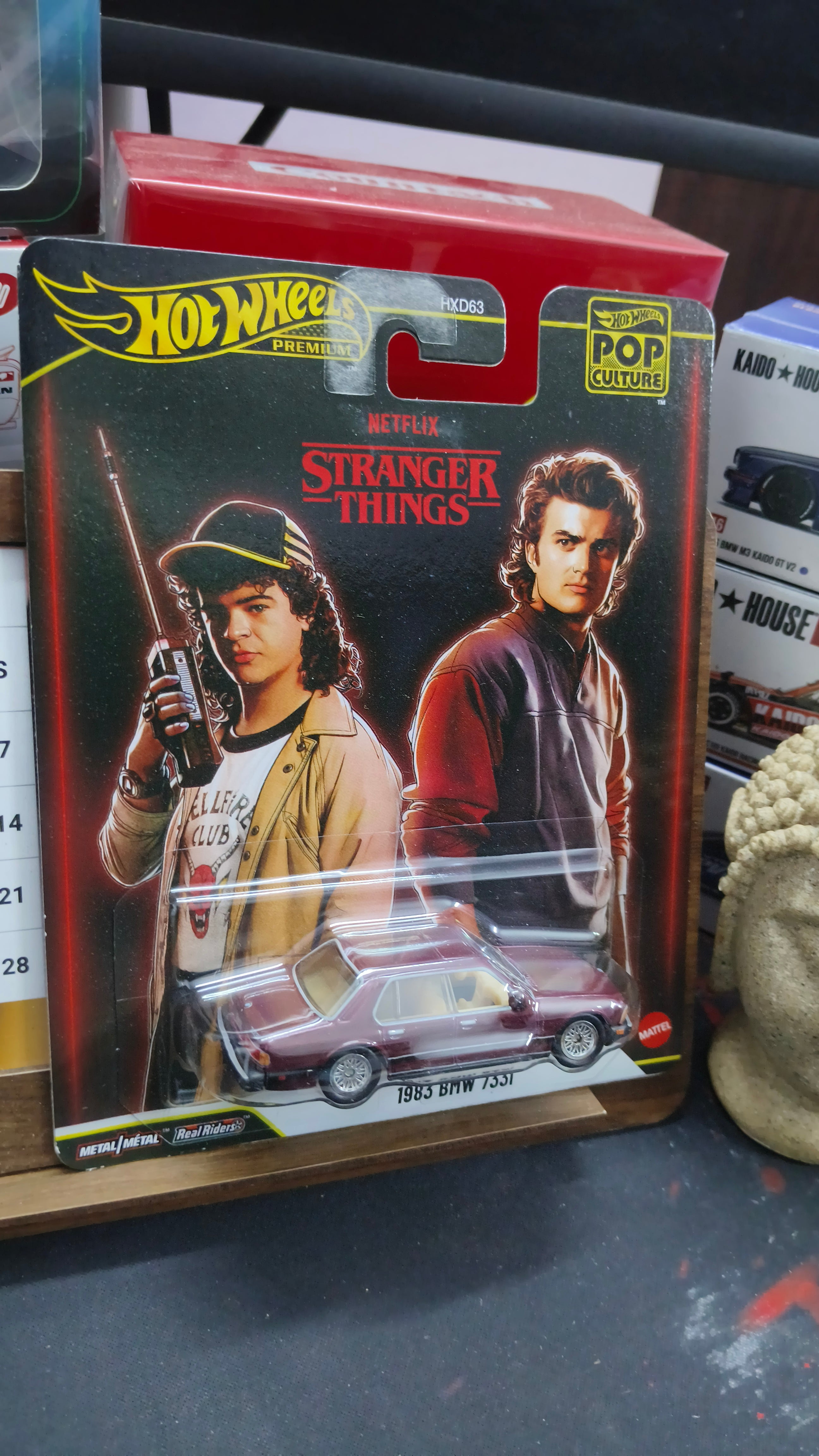 Hot Wheels Stranger Things 1983 BMW 733i (USA Cards) - Harla Hotwheels Diecast 