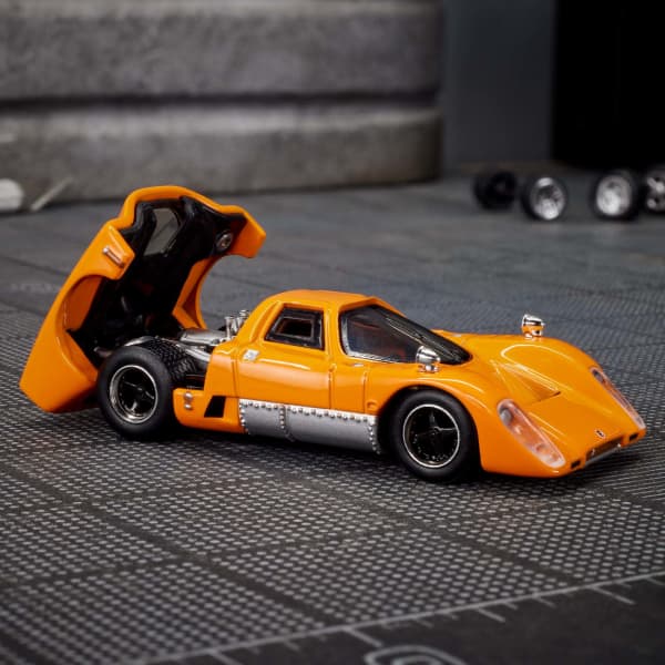 Hot Wheels Elite 64 McLaren M6GT - Harla Hotwheels Diecast 