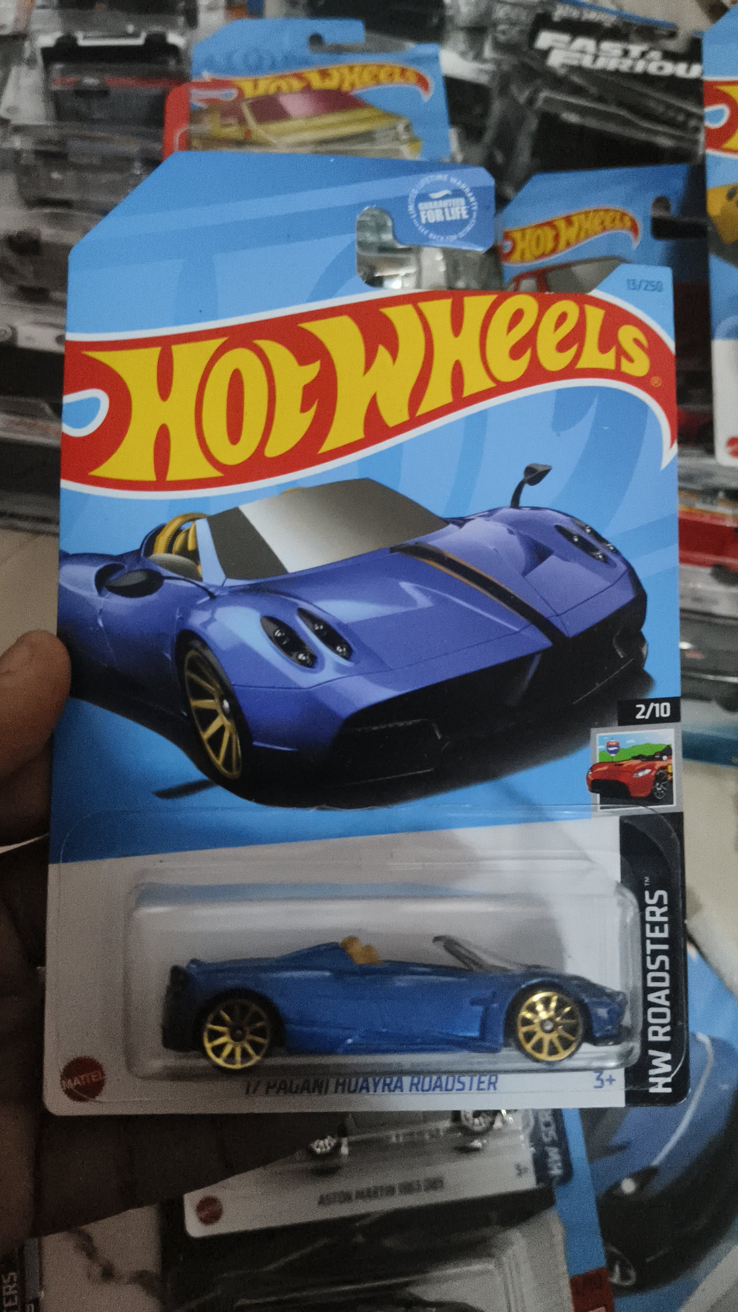 Hot Wheels 17 Pagani Hyuara Roadster - Harla Hotwheels Diecast 
