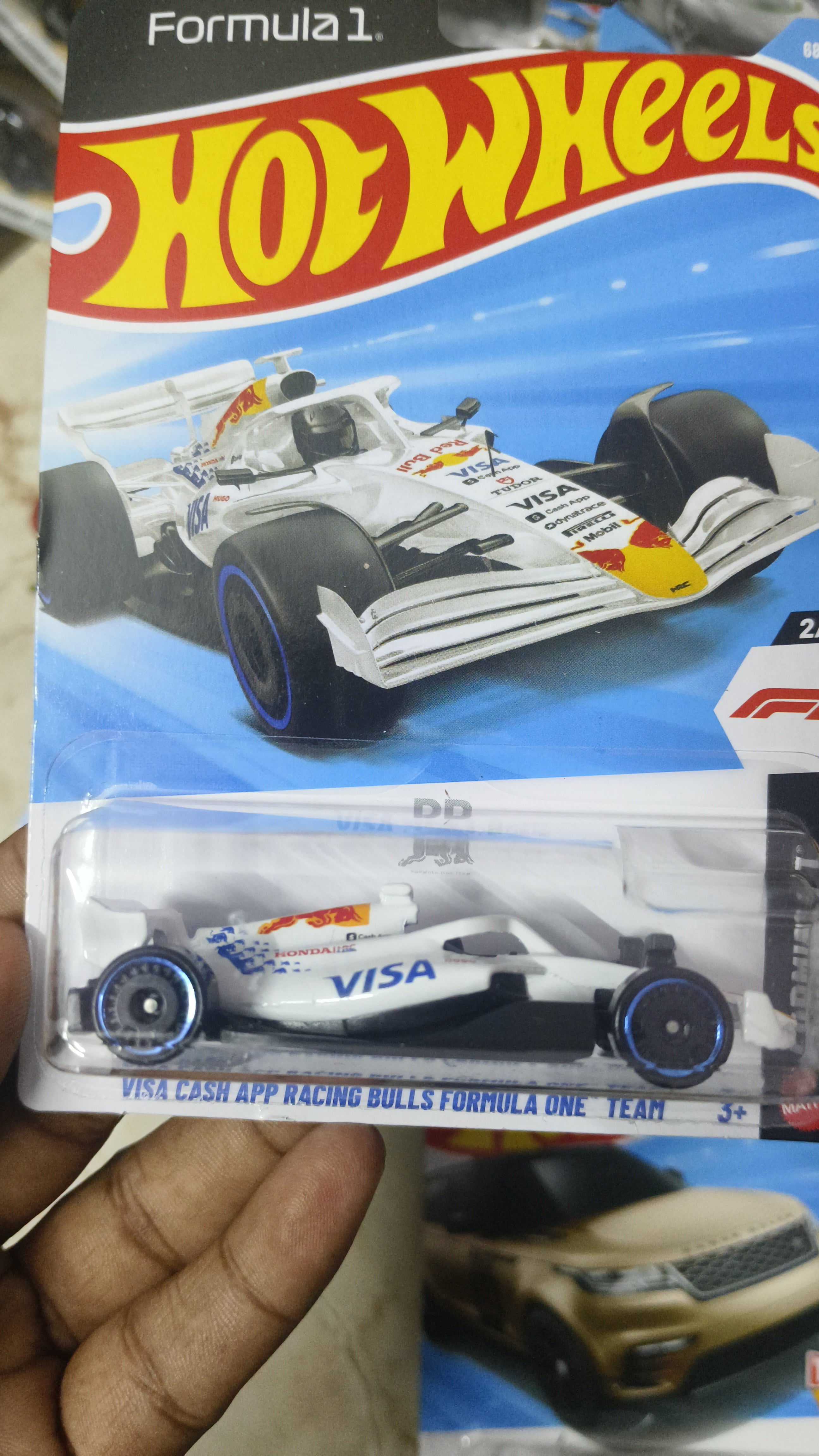 2026 Hot wheels E Case Cash App Racing Bulls Formula one (USA Card) - Harla Hotwheels Diecast 