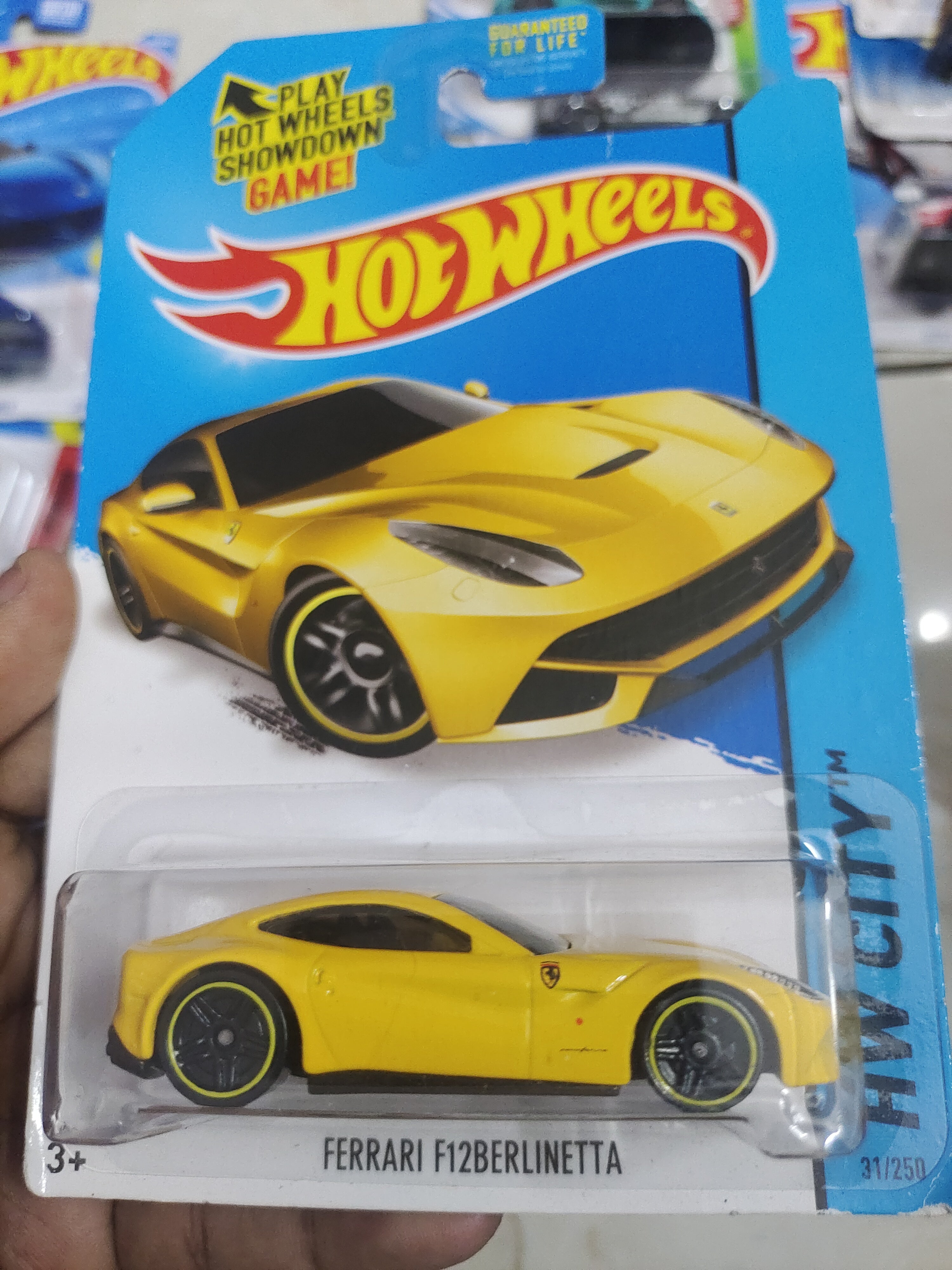 Hot Wheels Ferrari Ferrari F12 Berlinetta USA IMPORTS (2013 Year card) - Harla Hotwheels Diecast 