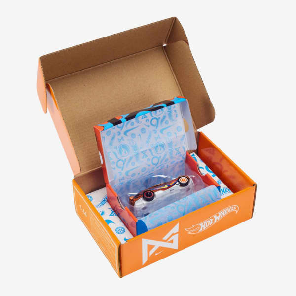 Hot Wheels X Nike Collaboration Car (Pre-order) Eta april 1st week - Harla Hotwheels Diecast 