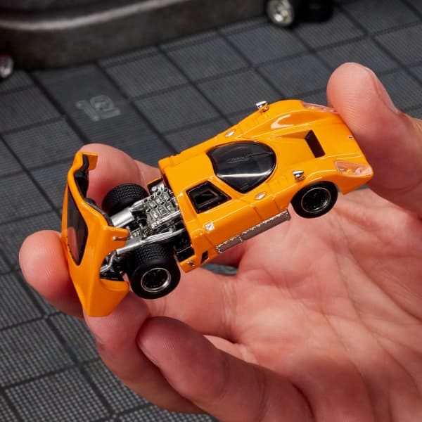Hot Wheels Elite 64 McLaren M6GT - Harla Hotwheels Diecast 