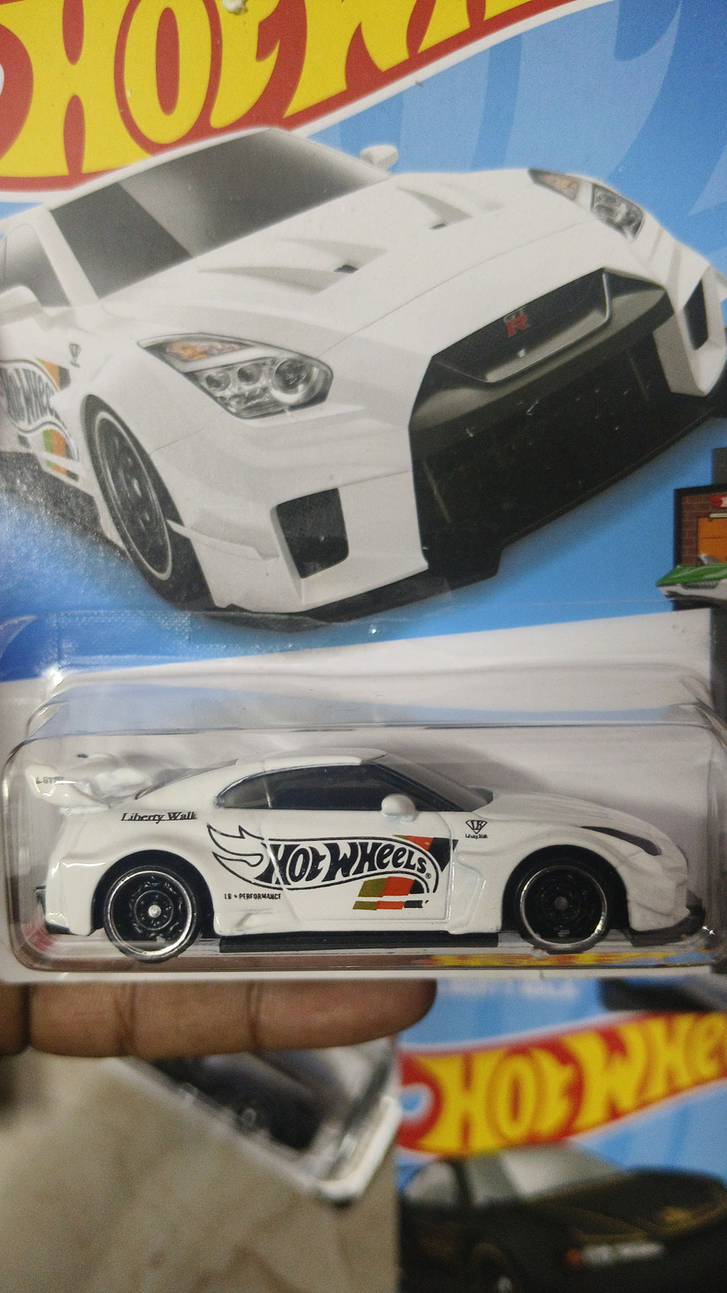 Hot wheels 2021 LB Silhouette Works GT Nissan 35GT-RR Ver 2 Liberty walk White (US CARD) - Harla Hotwheels Diecast 