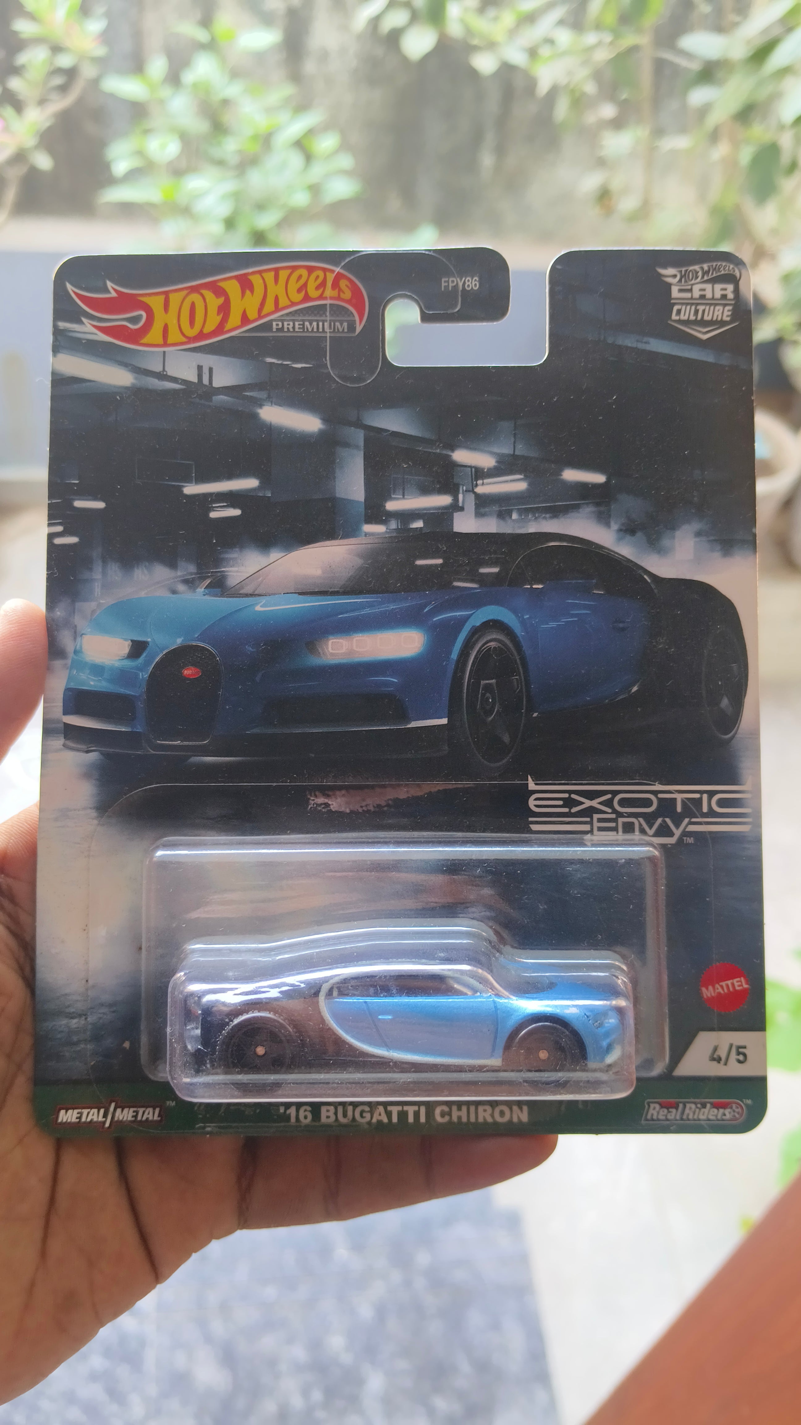 Hot Wheels Exotic Envy 16 Buggati Chiron (US imported card) - Harla Hotwheels Diecast 