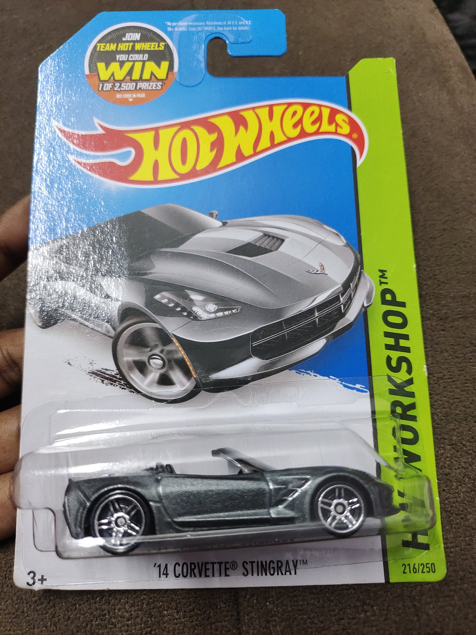 Hot wheels 14 Corvette Stingray Hotwheels Mainline's (Imported)