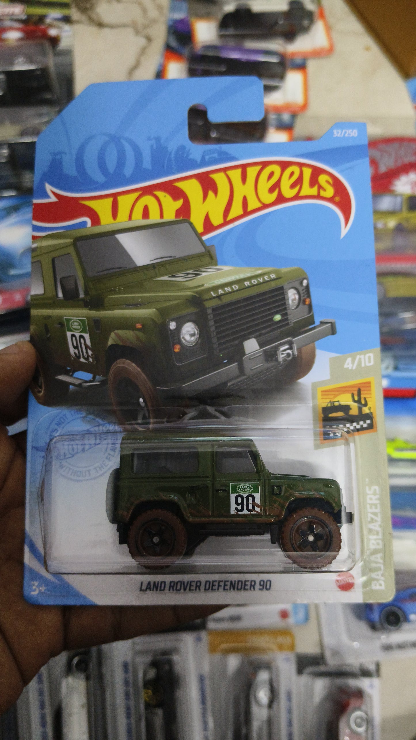 Hot Wheels Land Rover Defender 90 Hotwheels Mainline's (Imported)